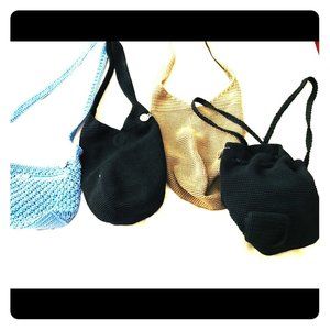 DISCOUNT! The blue bag is MIA in this bundle, now.
